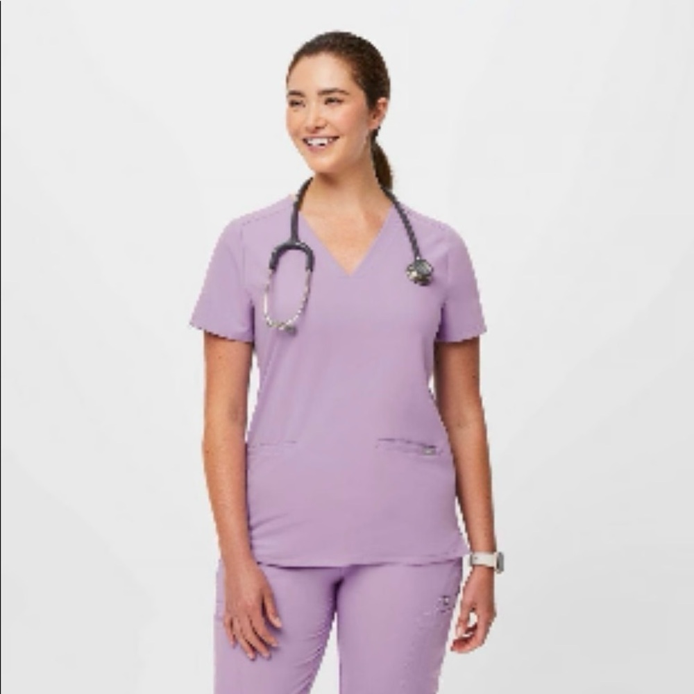 🩺NWT figs scrub set